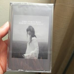 Tortured poets department the albatross cassette Taylor Swift